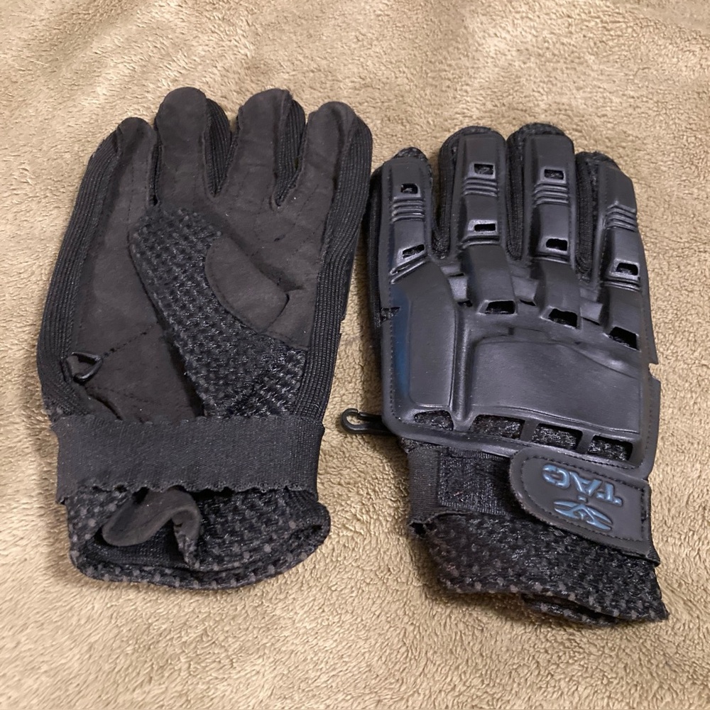 EUC Valken V-TAC Full Finger Plastic Back Airsoft Gloves Black Size M Medium
